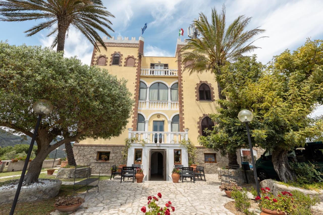 Hotel Castello Monticello ジリオ・ポルト エクステリア 写真