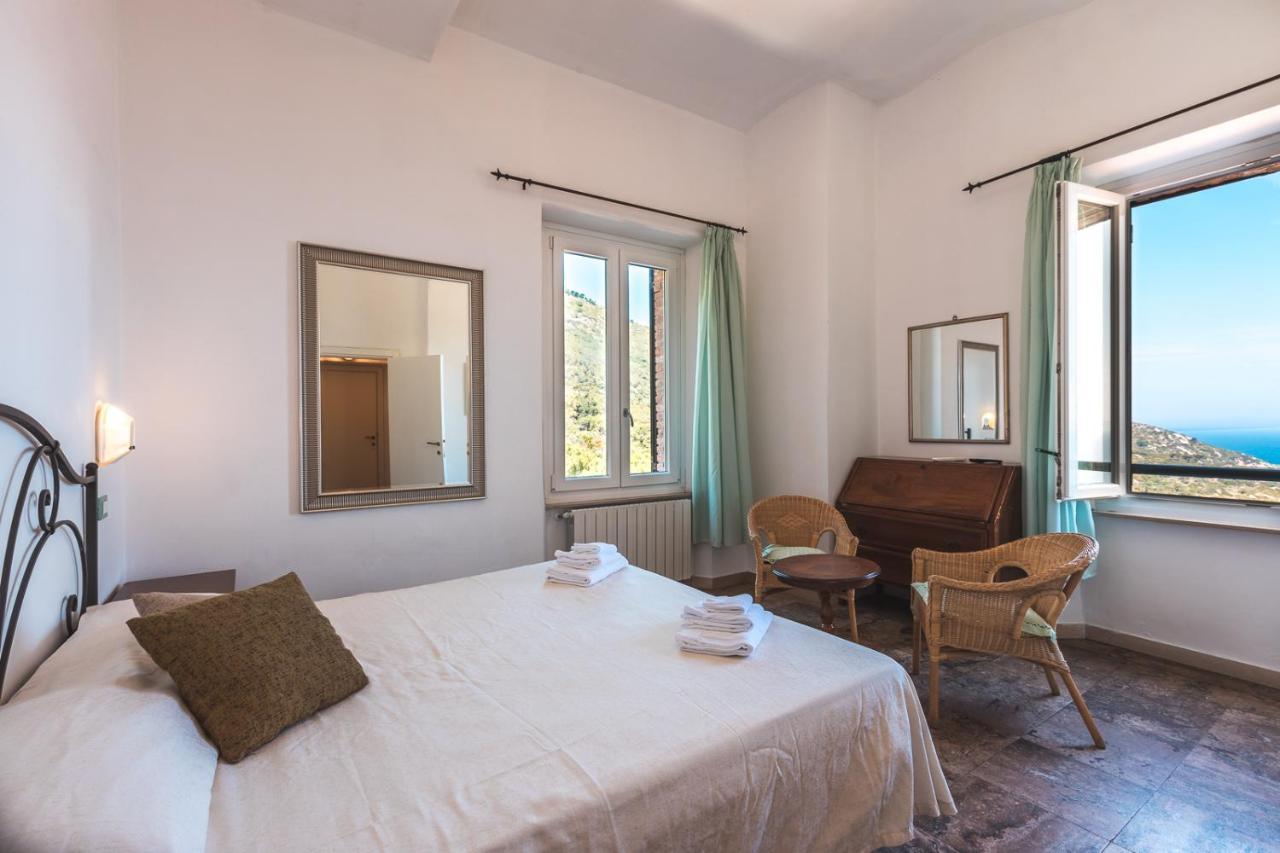 Hotel Castello Monticello ジリオ・ポルト エクステリア 写真